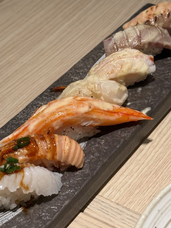 回上海啦～感谢杭州姐妹款待半天极限录了N条素材，全部是边吃饭边聊天出的topic，想到就顺素材立刻录，没有脚本没有文案，全是我们真实的人生经验