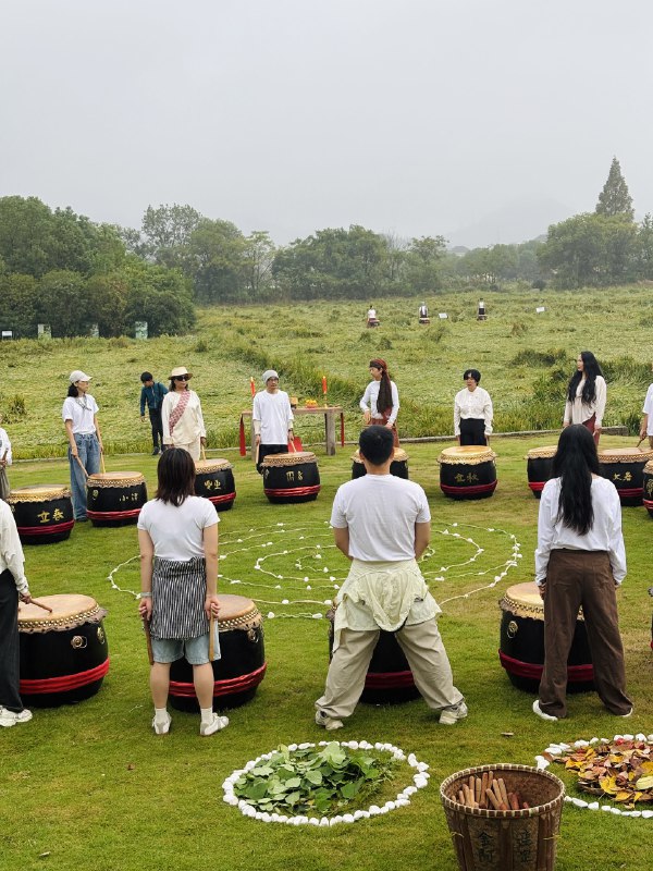 自由职业之后，陆陆续续待过5个社区，安吉DNA，杭州Q·space、黄山NCC、上海DNC、杭州青山村，每一个社区的体验都很好，以至于我完全放弃了旅游