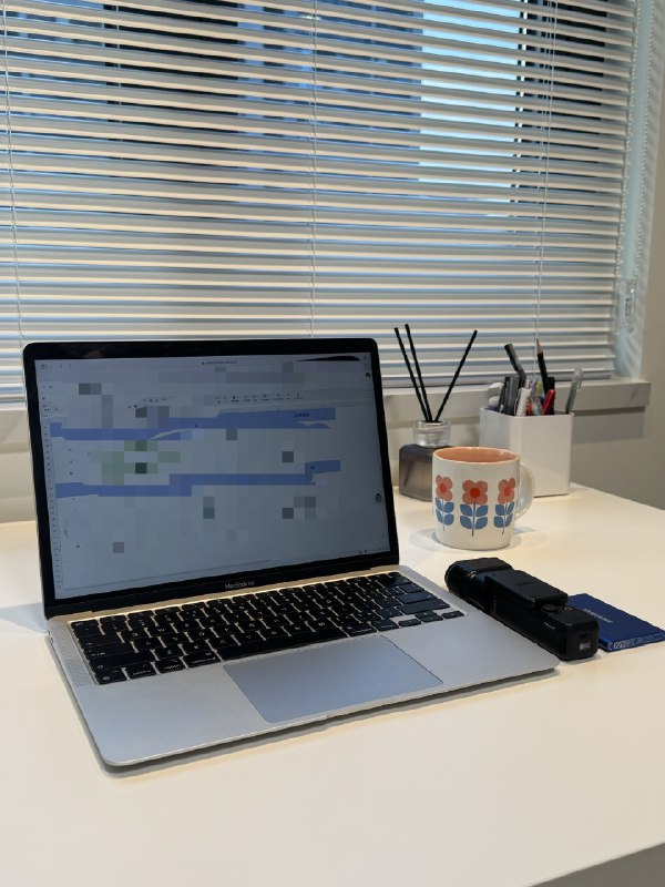 人的心，总是越来越贪婪到这个月底，我就离开职场3年了，我已经达成了当年定的所有目标但是我好像突然就变贪心了，突然陷入了巨大的迷茫，是那种向上跨一个阶段还够不着，又不满足现状的难受而且我已经很久没有看书、学习了，我可能需要一点时间，调整一下状态从好好吃饭、好好睡觉、空出思考和阅读的时间开始人的心，总是越来越贪婪到这个月底，我就离开职场3年了，我已经达成了当年定的所有目标但是我好像突然就变贪心了，突然陷入了巨大的迷茫，是那种向上跨一个阶段还够不着，又不满足现状的难受而且我已经很久没有看书、学习了，我可能需要一点时间，调整一下状态从好好吃饭、好好睡觉、空出思考和阅读的时间开始