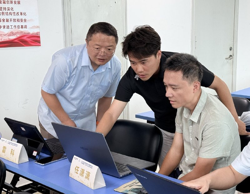 建行两天 AI 实操培训结束，因为他们之前用过 work buddy，以及二十多位都是支行行长、副行长、支行总经理、副总经理，主动性非常强，探索欲很强，实操效果也很不错，而且还是在银行非常多数据安全限制的前提下学习 AI，不管是自主学习还是培训，主动性基本都是最重要的点建行两天 AI 实操培训结束，因为他们之前用过 work buddy，以及二十多位都是支行行长、副行长、支行总经理、副总经理，主动性非常强，探索欲很强，实操效果也很不错，而且还是在银行非常多数据安全限制的前提下学习 AI，不管是自主学习还是培训，主动性基本都是最重要的点