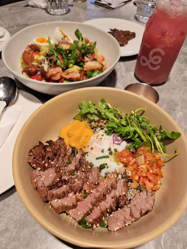 今天从早上10点开始在 gaga 办公🥤今天从早上10点开始在 gaga 办公🥤