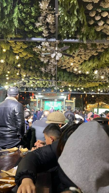 强者从不抱怨环境我在震耳欲聋的环境里，正常做业务强者从不抱怨环境我在震耳欲聋的环境里，正常做业务