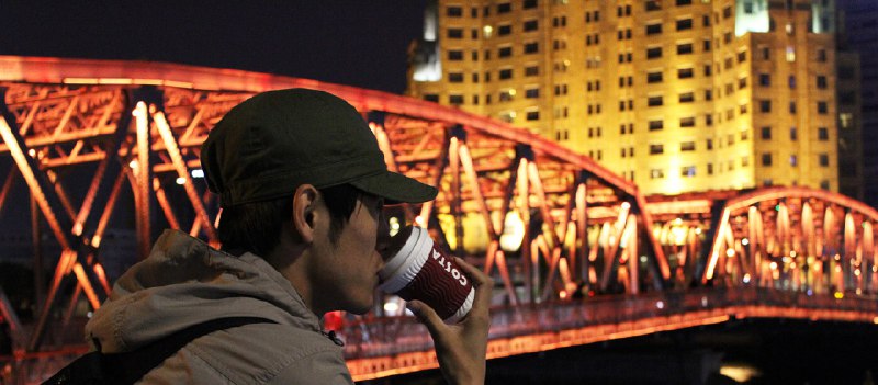 我的产品化实验：付费专栏升级与「离谱」定价背后的逻辑付费专栏「破局之路」的第 31 篇——2026 年，我决定玩把大的！目标就仨：1. 把自己活成「超级个体」，靠本事吃饭；2. 把两个社区打通，搞个资源能流动的网；3. 搭几个能自己转的系统，少干点体力活