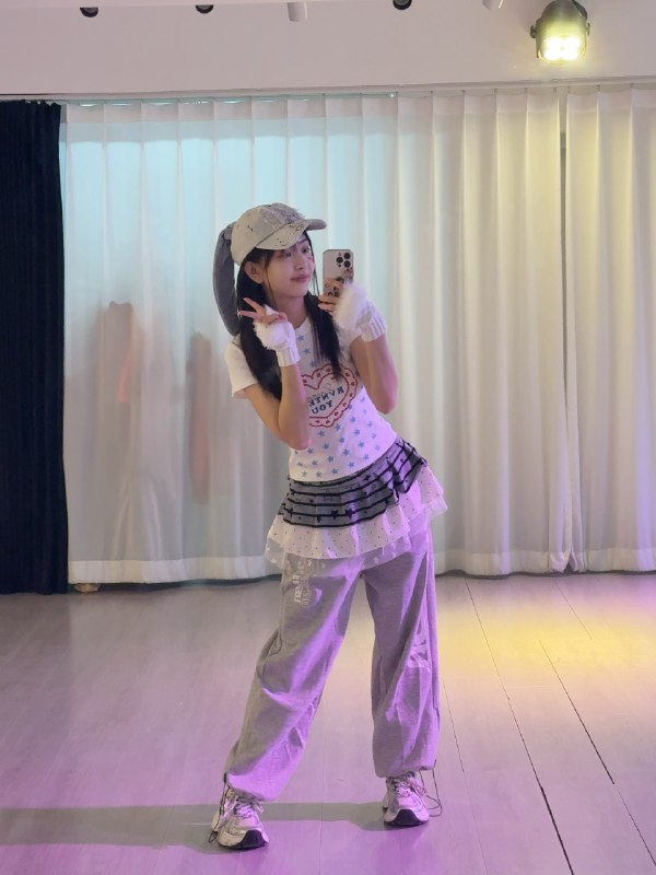 你最适合的“一人公司”商业模式是什么？我采取的是，一年只需要找到30个，人均付费一万的用户