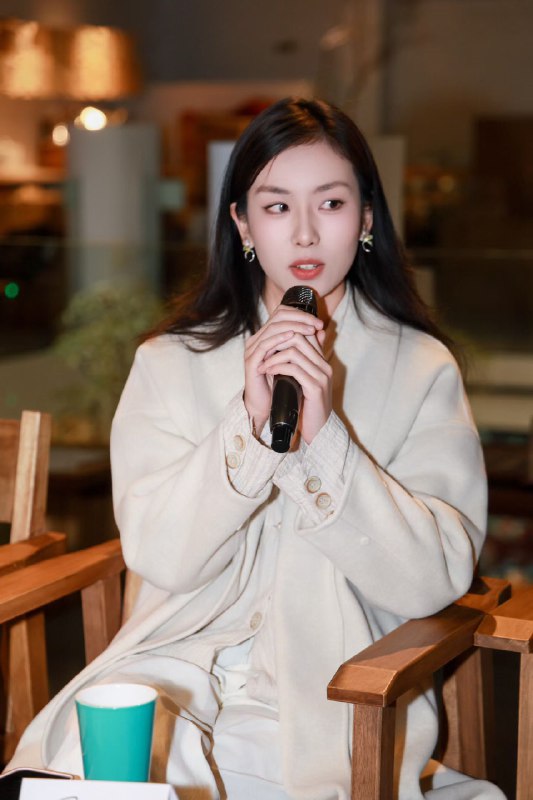 25 年 7 月第一次参加成都百人场的自媒体大会，那时候我还是台下一位普通的听众