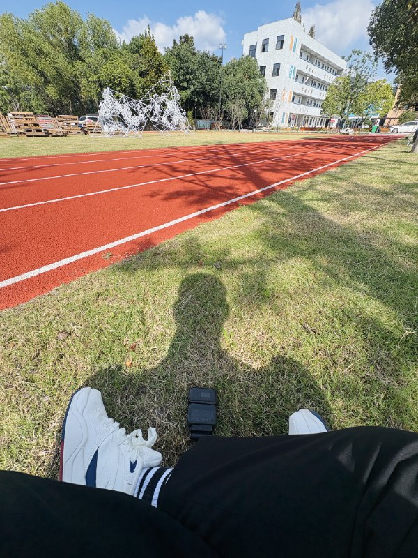 自由职业之后，陆陆续续待过5个社区，安吉DNA，杭州Q·space、黄山NCC、上海DNC、杭州青山村，每一个社区的体验都很好，以至于我完全放弃了旅游