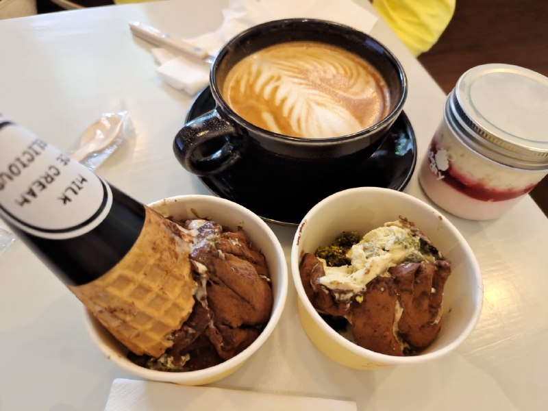 今日开工搭子٩(๑^o^๑)۶早10点的茶和冰淇淋清爽醒脑，提神开窍夏天少不了🍦今日开工搭子٩(๑^o^๑)۶早10点的茶和冰淇淋清爽醒脑，提神开窍夏天少不了🍦