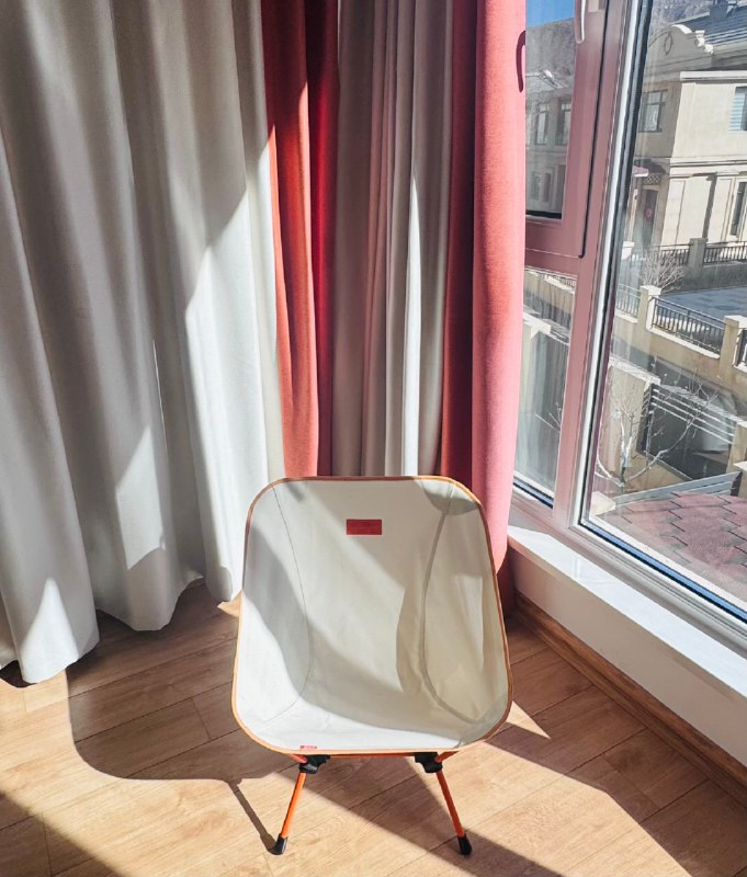 阳光很好，换个地方读书📚