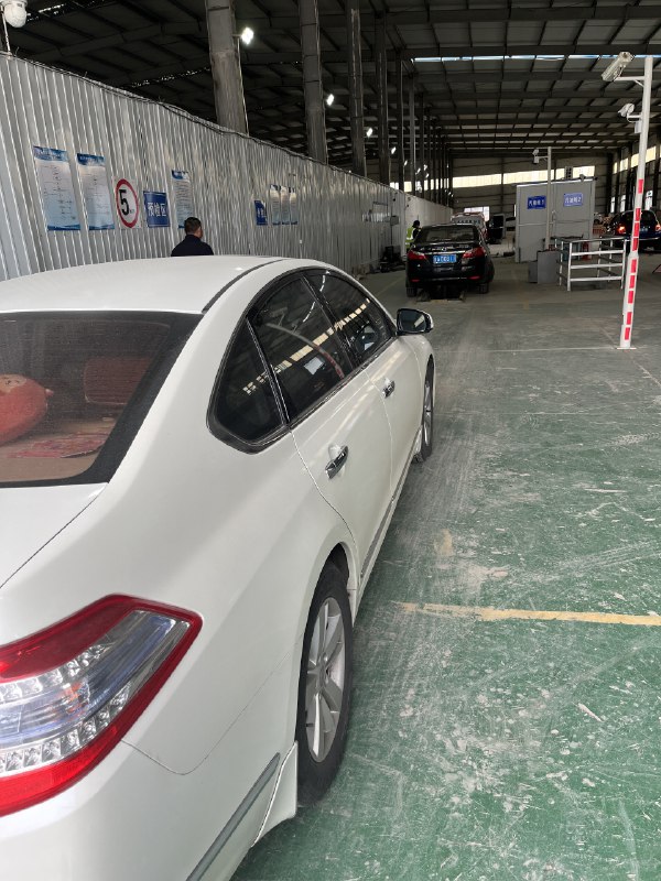 又到一年审车时，老伙计16万公里了，天南海北，从未把我们撂路上又到一年审车时，老伙计16万公里了，天南海北，从未把我们撂路上