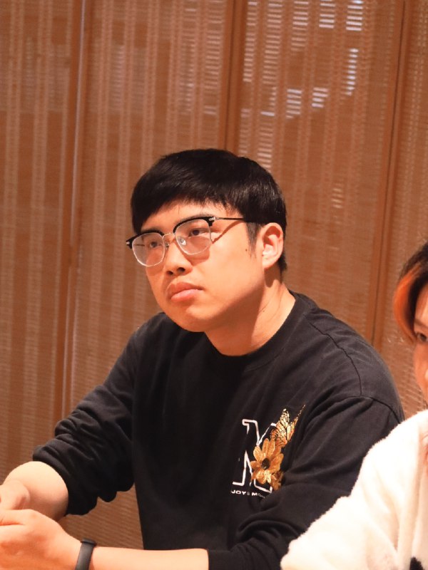 今天在天雅的沙盘活动上被我称之为 ： 新个体创业版大富翁以前总在组局茶话会/分享会，想来还是第一次体验教练们的沙盘