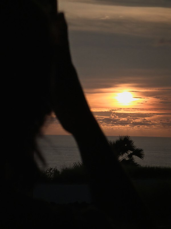 工作结束，夕阳美景