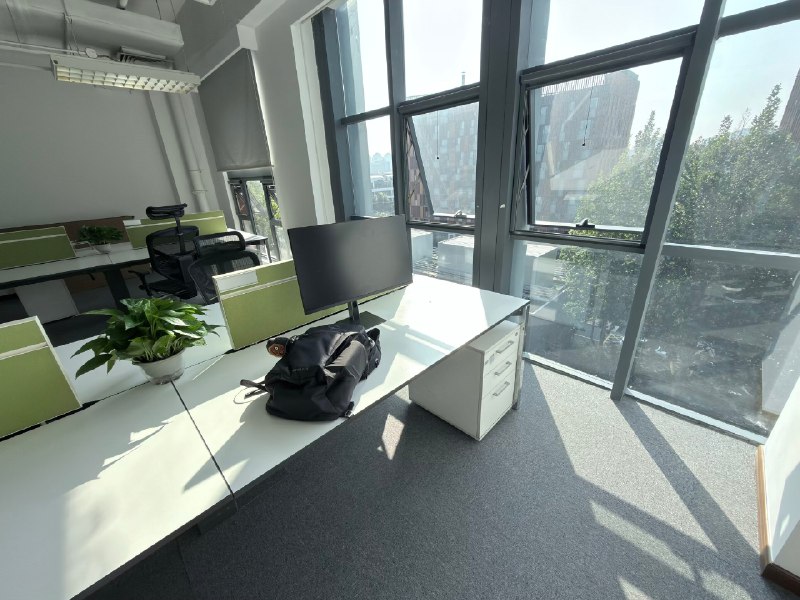 新工位，新办公室 🎉新工位，新办公室 🎉