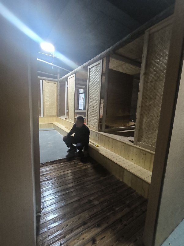 花 260 万开一家会所，这个故事该怎么写