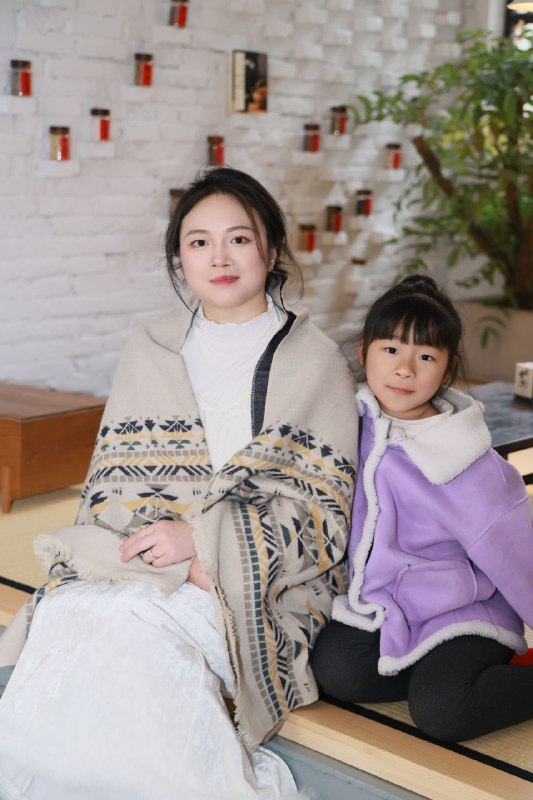 25 年 7 月第一次参加成都百人场的自媒体大会，那时候我还是台下一位普通的听众