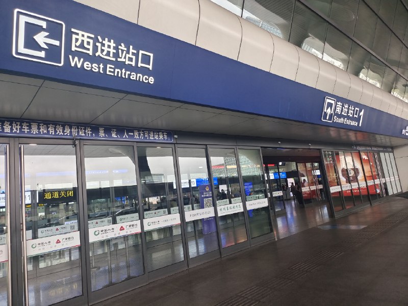 昨天是上海出差 day杭州上海单日往返去品牌方公司做项目复盘虹桥高铁站好宽啊😳今天是冲刺赶 ppt day准备周六线下 workshop 的课件以及后面还有几场公开分享的课件要耗费大量脑力 token 的一天睡够9小时+玩会儿小猫来到付费自习室深度工作模式启动✅昨天是上海出差 day杭州上海单日往返去品牌方公司做项目复盘虹桥高铁站好宽啊😳今天是冲刺赶 ppt day准备周六线下 workshop 的课件以及后面还有几场公开分享的课件要耗费大量脑力 token 的一天睡够9小时+玩会儿小猫来到付费自习室深度工作模式启动✅