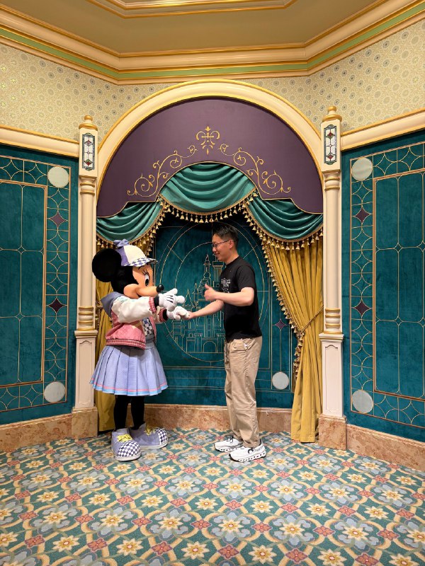 这一年经历了太多美好的事了，就很想穿越回今年的1月1号，把今年重新过一遍