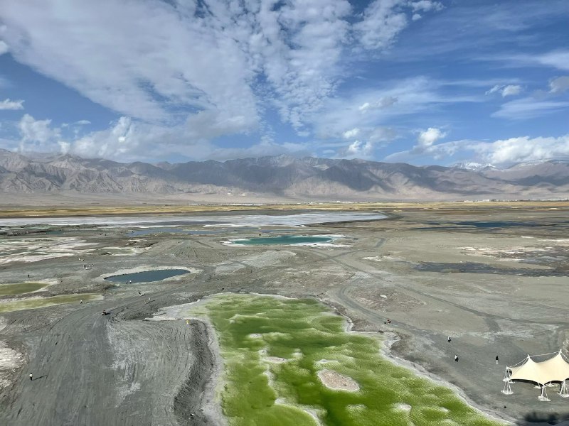 自驾青甘大环线，原本以为今天下雨只能窝在酒店好好工作了，没想到下午放晴了，去翡翠湖溜达了一圈，绝美，全部手机原图实拍，就是风太大太冷了，被吹成狗了自驾青甘大环线，原本以为今天下雨只能窝在酒店好好工作了，没想到下午放晴了，去翡翠湖溜达了一圈，绝美，全部手机原图实拍，就是风太大太冷了，被吹成狗了