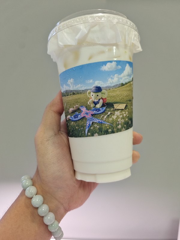 这周又是紧锣密鼓工作的一周开启 Claude Code×Code X 双刀流工作模式我做他们的项目经理和这两个数字员工互相配合干活周三去上海出差聊项目本周末在猫客厅分享AI月底在视频号展会讲视频号坐下来品鉴一下霸王茶姬的新品开始赶PPT+落地本周的各个项目交付把事情一件一件落地完成保持密集做事的节奏和手感✅这周又是紧锣密鼓工作的一周开启 Claude Code×Code X 双刀流工作模式我做他们的项目经理和这两个数字员工互相配合干活周三去上海出差聊项目本周末在猫客厅分享AI月底在视频号展会讲视频号坐下来品鉴一下霸王茶姬的新品开始赶PPT+落地本周的各个项目交付把事情一件一件落地完成保持密集做事的节奏和手感✅
