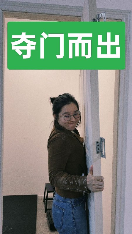 铺完地垫之后总算不像工地了！实体创业装修的每一天都能逼死一千个选择困难症/完美主义者，合作愉快，三好教练们！铺完地垫之后总算不像工地了！实体创业装修的每一天都能逼死一千个选择困难症/完美主义者，合作愉快，三好教练们！