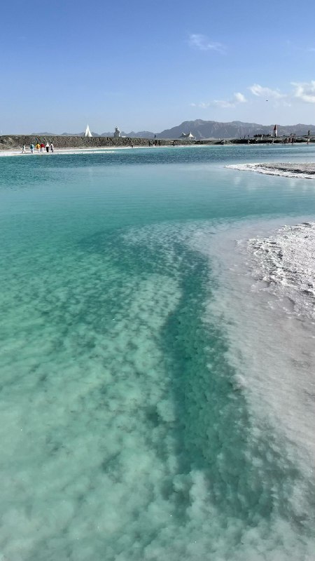 自驾青甘大环线，原本以为今天下雨只能窝在酒店好好工作了，没想到下午放晴了，去翡翠湖溜达了一圈，绝美，全部手机原图实拍，就是风太大太冷了，被吹成狗了自驾青甘大环线，原本以为今天下雨只能窝在酒店好好工作了，没想到下午放晴了，去翡翠湖溜达了一圈，绝美，全部手机原图实拍，就是风太大太冷了，被吹成狗了