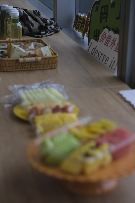 终于举办了自己的第一场线下课！开心：场域好 人匹配新发现： 与其说是线下课 不如说是工作坊/交流会更合适因为这是一个轻松、深度、流动的场域不是很重负担地学习 记笔记终于举办了自己的第一场线下课！开心：场域好 人匹配新发现： 与其说是线下课 不如说是工作坊/交流会更合适因为这是一个轻松、深度、流动的场域不是很重负担地学习 记笔记