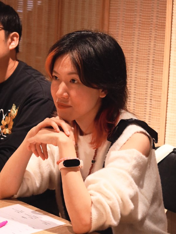 今天在天雅的沙盘活动上被我称之为 ： 新个体创业版大富翁以前总在组局茶话会/分享会，想来还是第一次体验教练们的沙盘