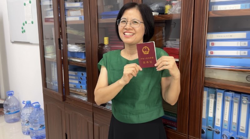 桃：接下来就是努力健康地活着，多活一天多拿一天钱