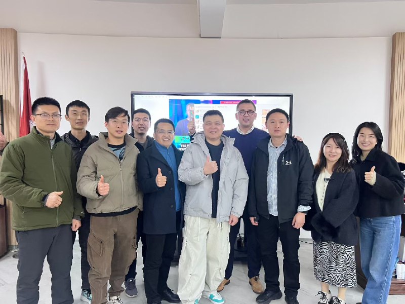 结束上海的分享回程，这场再次验证了朋友圈成交的价值有个朋友反馈说，没想到这么简单的事，里面有这么多门道关键没有任何行业的限制，只要你有微信，微信里加了客户，就可以做加上AI自动写＋发朋友圈的工具，也完全可以把这个落地后面我准备针对这个主题，做完整一天的线下课，把朋友圈成交打穿打透结束上海的分享回程，这场再次验证了朋友圈成交的价值有个朋友反馈说，没想到这么简单的事，里面有这么多门道关键没有任何行业的限制，只要你有微信，微信里加了客户，就可以做加上AI自动写＋发朋友圈的工具，也完全可以把这个落地后面我准备针对这个主题，做完整一天的线下课，把朋友圈成交打穿打透