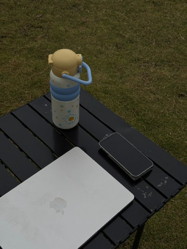 年度复盘：我的2025，只做对了两个事情1️⃣ 拥抱AI