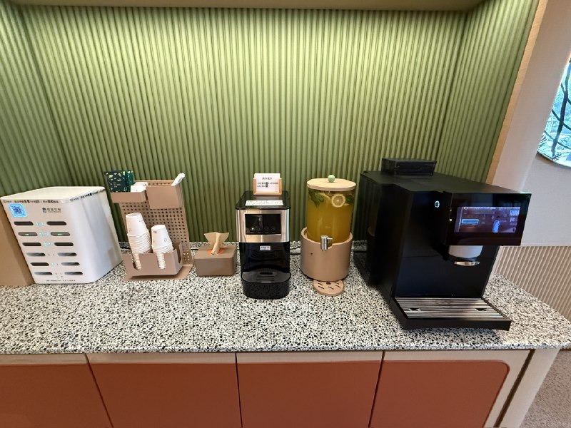 出门在外，经常需要办公的地方，尝试了很多地方