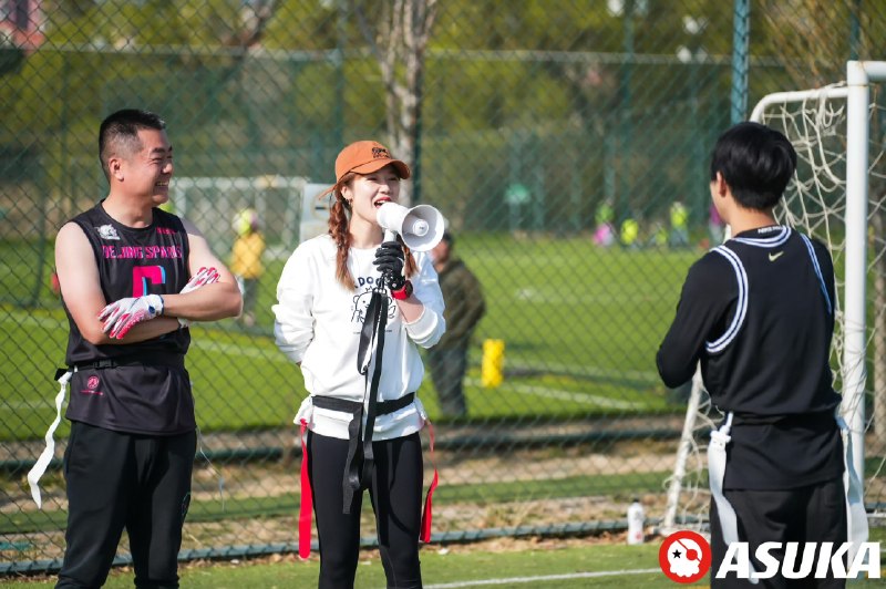 一个可能有用的爱好变现方法论：我简介里挂着的那个Asuka橄榄球俱乐部，其实现在不怎么打了