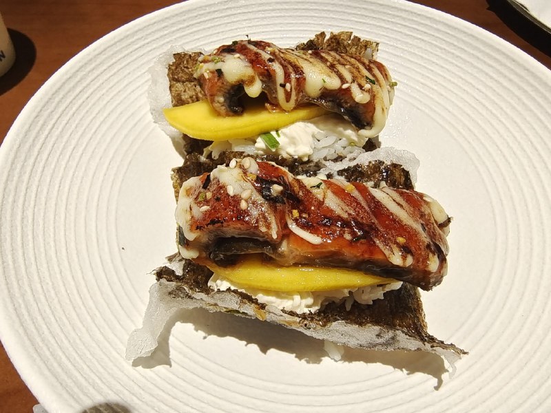 好消息：今日工作交接顺利！和达人顺利达成共识，丝滑解约，明天就 lastday 啦✌️坏消息：生病第三天😷没食欲、吃不了饭、腹泻不停好消息：今天见了认识很久的、信得过的朋友在一家很好的餐厅，边吃边聊，沟通愉快直接敲定了接下来的合作