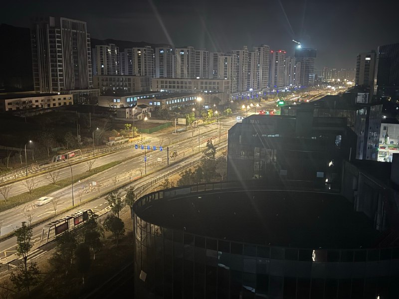 这周要出差2天，还临时加了3个广告，1天半肝完3个脚本+2个拍摄抗压能力不是随便说说的，天选牛马estj这周要出差2天，还临时加了3个广告，1天半肝完3个脚本+2个拍摄抗压能力不是随便说说的，天选牛马estj