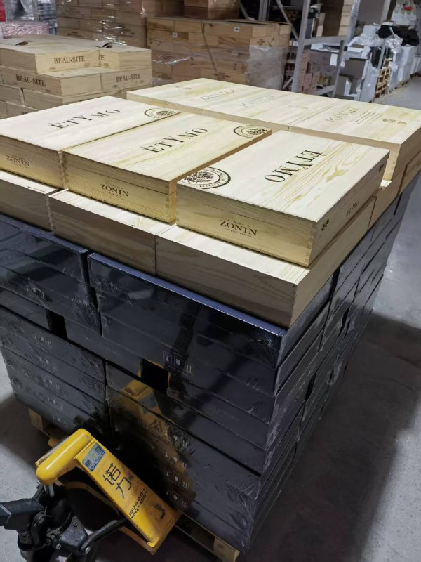 别的小朋友都被爸爸妈妈带出去寒假旅游了