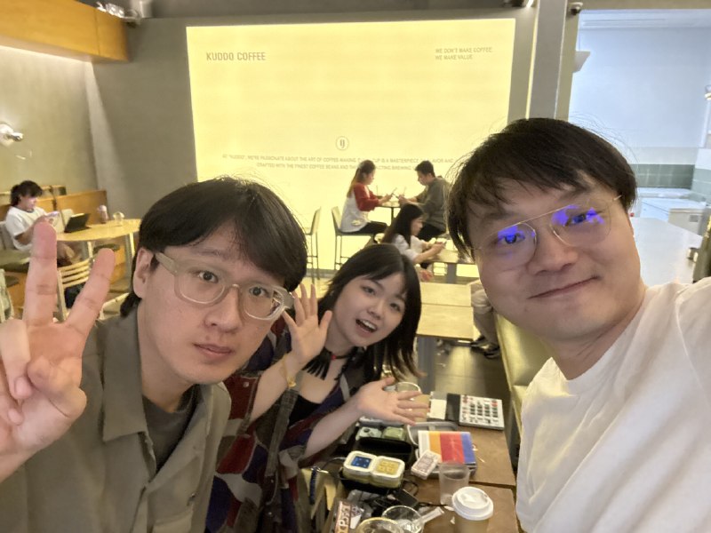 有种说法是P型创业和L型创业，想想我和 @颓_SleepyTui 可能就算是前者，一起在做的可能一开始就是一个Passion Project. 我们没有在火热的领域中logical的寻找机会，而是选择了一条最niche但也是我们真正热爱的领域来创业