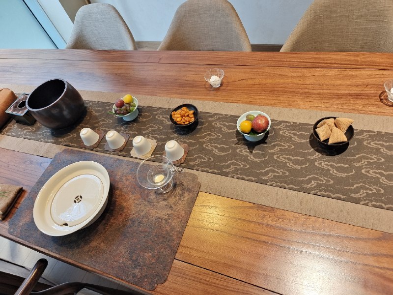 今日体验下午在茶室录制播客有预感会是非常精彩的一期，聊的很畅快✅咖啡厅办公开会☕️现在要回家猛改明天 AI workshop 的 ppt 了忙碌的一周⊙﹏⊙明天结束后一定要好好补个觉今日体验下午在茶室录制播客有预感会是非常精彩的一期，聊的很畅快✅咖啡厅办公开会☕️现在要回家猛改明天 AI workshop 的 ppt 了忙碌的一周⊙﹏⊙明天结束后一定要好好补个觉