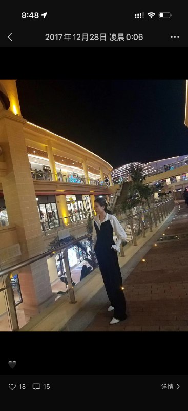 为数不多的几次和姐妹互相探亲团聚也标记了我的的8年：2017:刚毕业后1年 工作没压力 最轻松纯粹的时光还有卖衣服的副业 出去玩还拍了款回看照片真是轻盈2018～2020空白要么当牛做马炸裂的忙 要么创业失败毫无心情被压力填满2021:也很忙晚上很晚下班 才来酒店睡一觉第二天一早又走挤出来时间见面2023:裸辞前夕的出游 有过渡期的未知和悬空感2025:创业渐渐走上正轨 拥有了属于自己的时间这8年从被时间推着走，到终于拥有了时间的掌控权