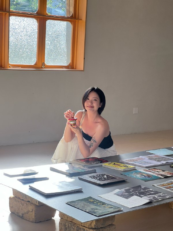 朋友花100w建的美术馆落成了入股了一点点 就当支持她的梦想世界上还有这样美好的梦想还有这样的人在努力实现让我觉得很美好朋友花100w建的美术馆落成了入股了一点点 就当支持她的梦想世界上还有这样美好的梦想还有这样的人在努力实现让我觉得很美好