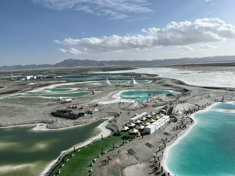 自驾青甘大环线，原本以为今天下雨只能窝在酒店好好工作了，没想到下午放晴了，去翡翠湖溜达了一圈，绝美，全部手机原图实拍，就是风太大太冷了，被吹成狗了自驾青甘大环线，原本以为今天下雨只能窝在酒店好好工作了，没想到下午放晴了，去翡翠湖溜达了一圈，绝美，全部手机原图实拍，就是风太大太冷了，被吹成狗了