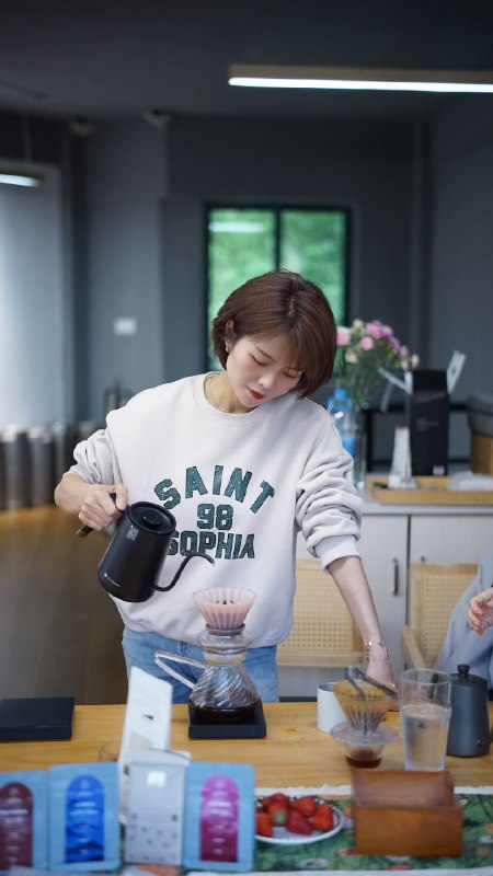 今天也是酷酷的浅仓南今天也是酷酷的浅仓南